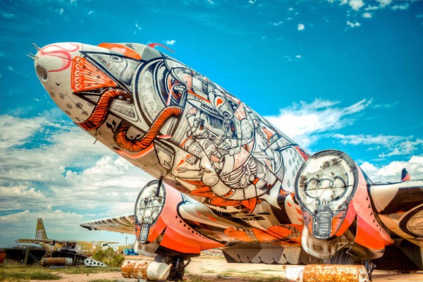 De vieux avions redécorés façon Street Art! C’est The Boneyard Project…