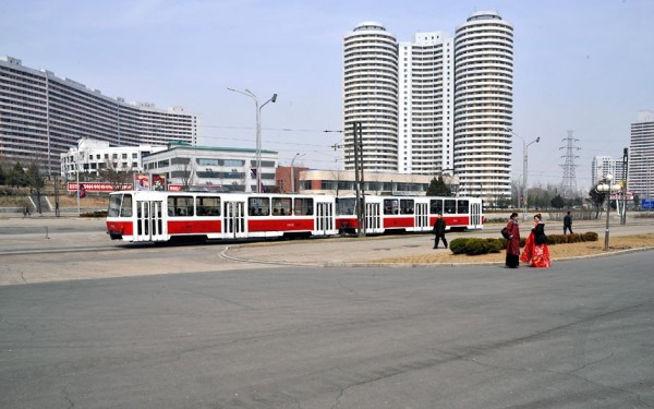 Les vieux tramways occidentaux ont retrouvés une seconde jeunesse dans Pyongyang