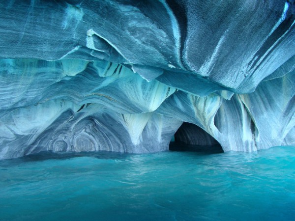 les "caves de marbre" au Chili
